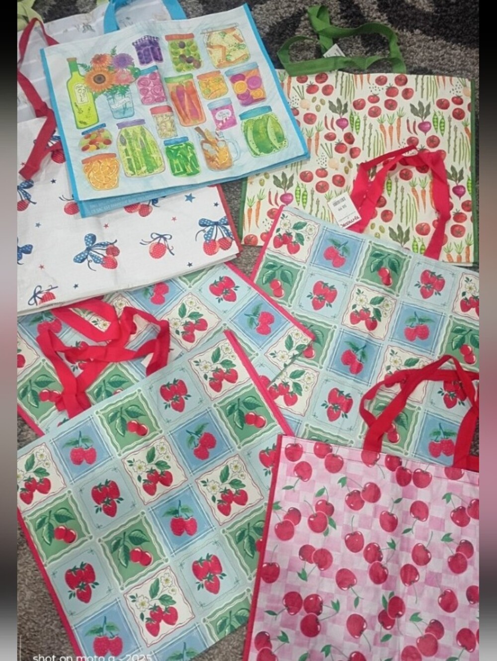 Homegoods TJMaxx Marshalls Viral Berry Prints Shopper Tote Bags Set of 8 NWOT